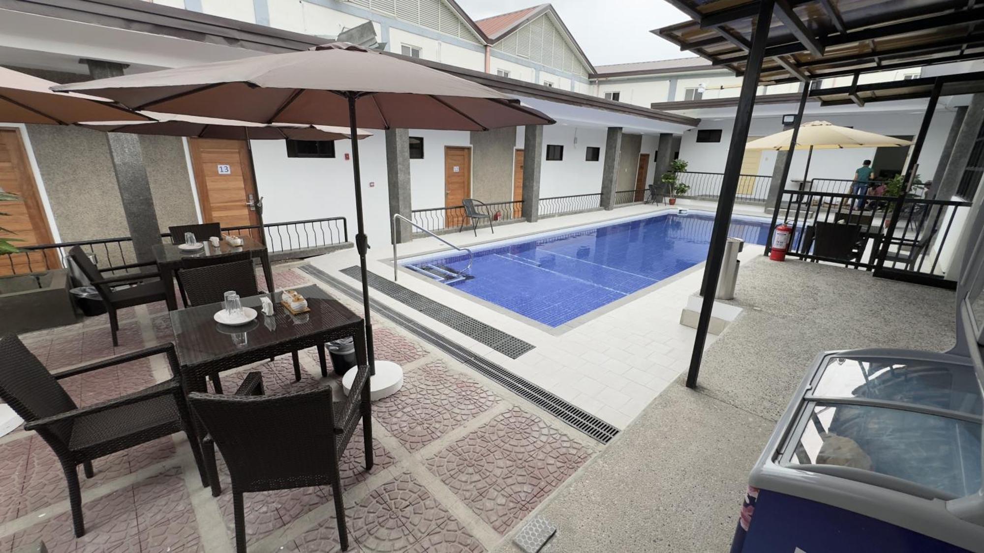 Bavarian Guest House Angeles Exterior foto